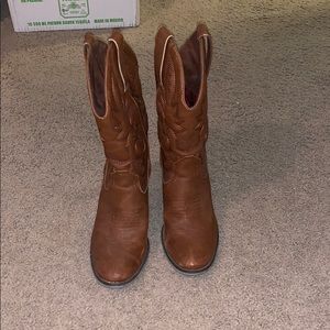 Very volatile cowgirl boots